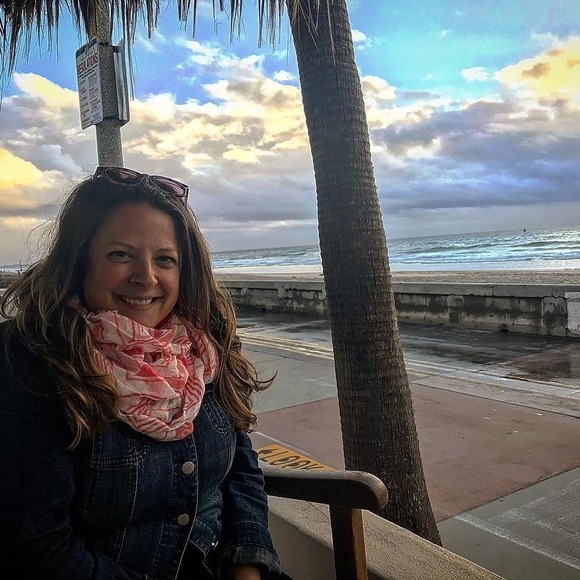 Meet your Posher, Leah - Picture 1 of 1